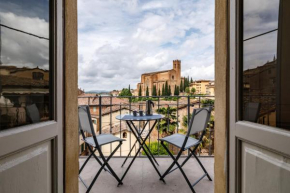 Siena Apt with Stunning Church of San Domenico View Siena